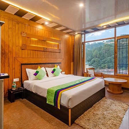 Hotel Treebo Srishti Vaikunth With Mountain View Shimla Exterior foto