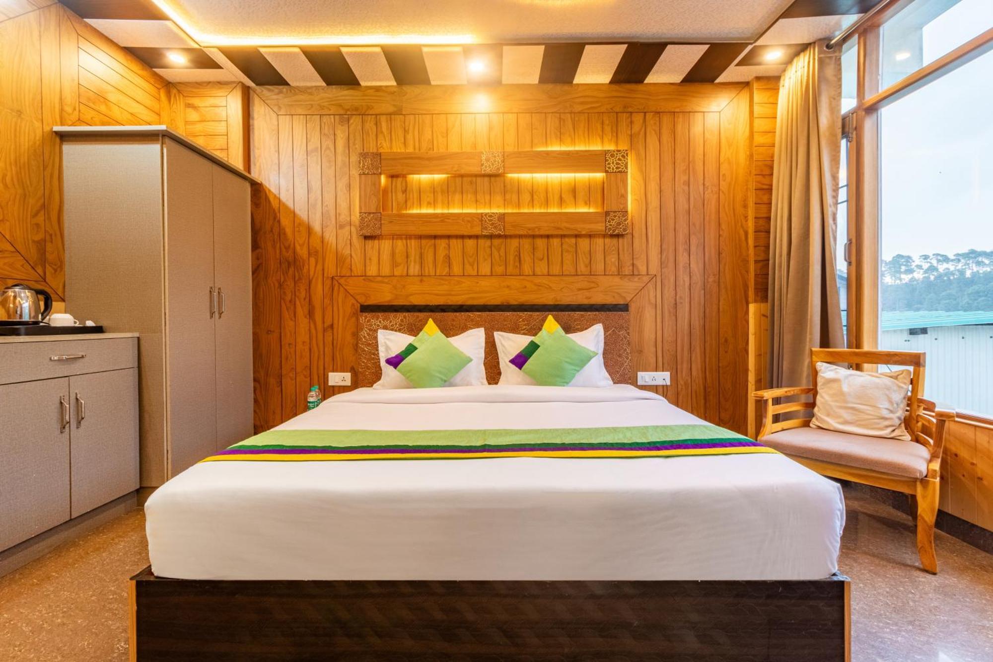 Hotel Treebo Srishti Vaikunth With Mountain View Shimla Exterior foto