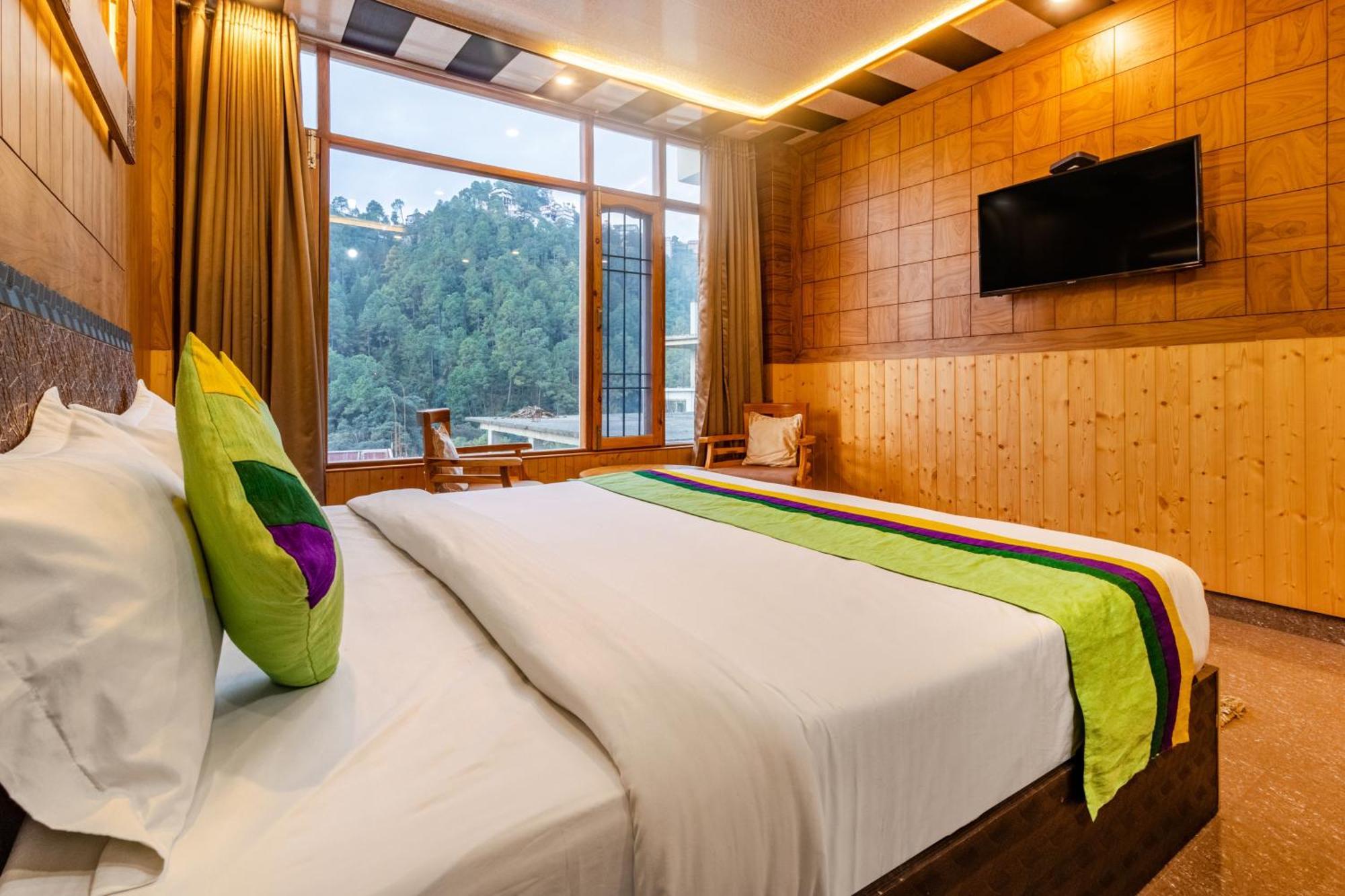 Hotel Treebo Srishti Vaikunth With Mountain View Shimla Exterior foto