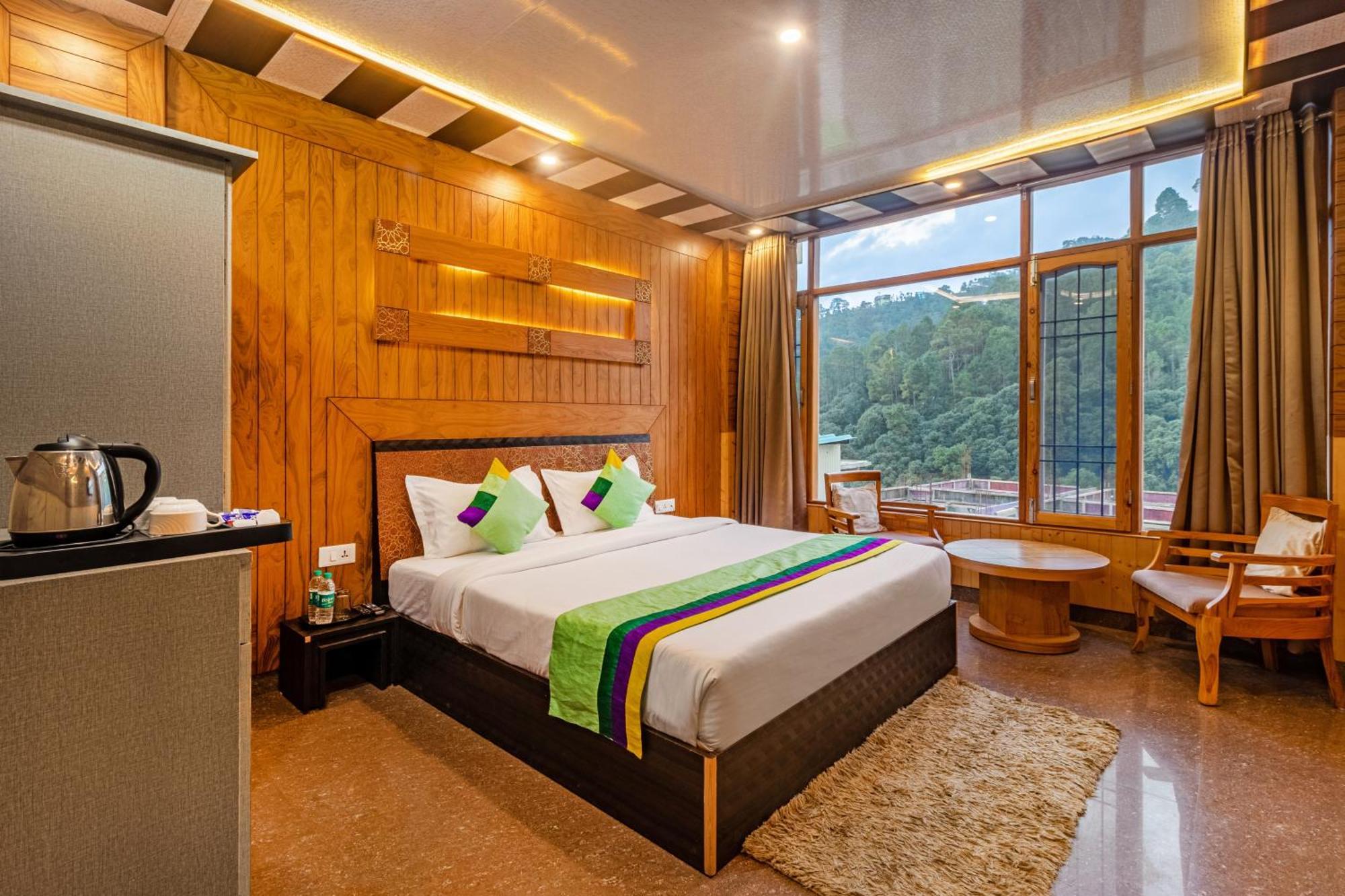 Hotel Treebo Srishti Vaikunth With Mountain View Shimla Exterior foto